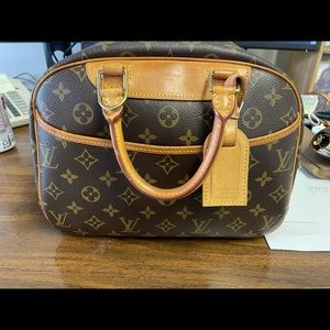 Louis Vuitton Trouville